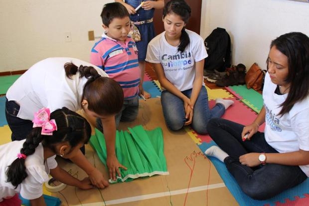 Enseña IEM a niños y niñas lo que es igualdad de género