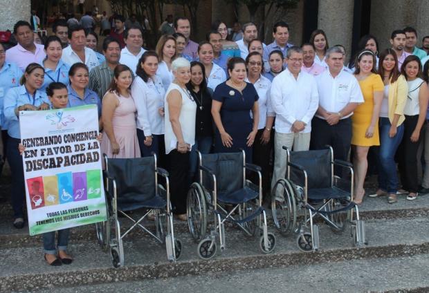 Generan en personal de la Secotab conciencia a favor de discapacitados