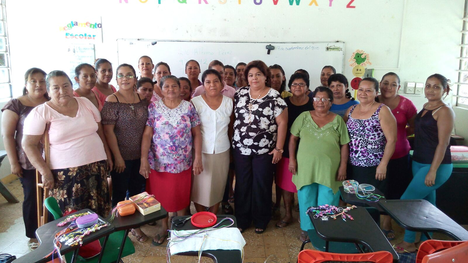Realiza el SEE visita de supervisión a curso de Autoempleo y hace entrega de apoyos del subprograma Fomento al Autoempleo