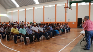 Entregó la SDET apoyos a 100 habitantes de cinco comunidades cardenenses