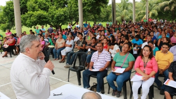 La SDET, entregó cerca de mil apoyos del programa Formación al Emprendimiento en tu Comunidad