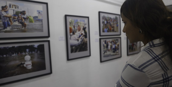 Inauguran exposiciones fotográficas de la histórica inundación en Tabasco