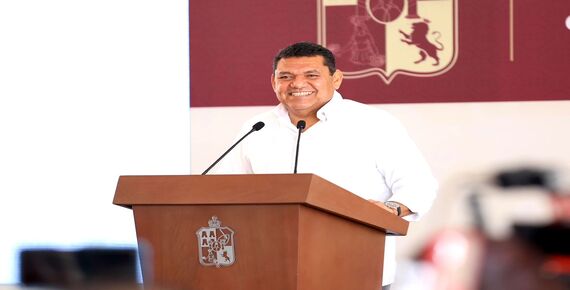 Entre los proyectos, el Gobernador destacó la modernización a cuatro carriles de la carretera Macuspana-Escárcega, el Puerto de Frontera, el nuevo Centro de Convenciones y el Tren Estación Chontalpa-Dos Bocas