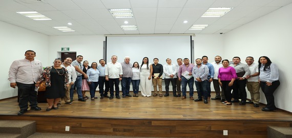 * El secretario de Gobierno, José Ramiro López Obrador clausuró la jornada y refrendó el compromiso del gobierno para lograr una administración digital y moderna en beneficio de la población