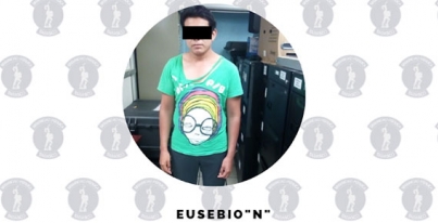 Con tres playeras sobrepuestas quiso robar a Comercio en Guayabal.