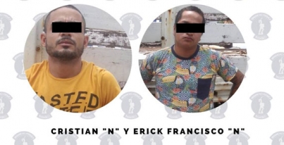 Detiene SSPC a dos en una motocicleta; llevaban marihuana y dinero en efectivo