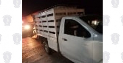 Recupera SSPC una camioneta Nissan NP-300 en Dos Montes