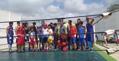 En el Centro de Reinserción Social (Cereso) del municipio de Huimanguillo se llevó a cabo una exhibición por parte de la Asociación de Boxeo.