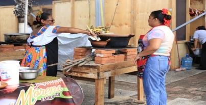 Técnicas ancestrales y sabor, destacan en Duelo de Fogones