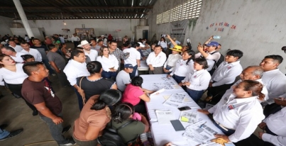 * A Redención del Campesino, localidad ubicada en la franja fronteriza con Guatemala, el Gobernador acercó todos los servicios y trámites que brindan las dependencias estatales