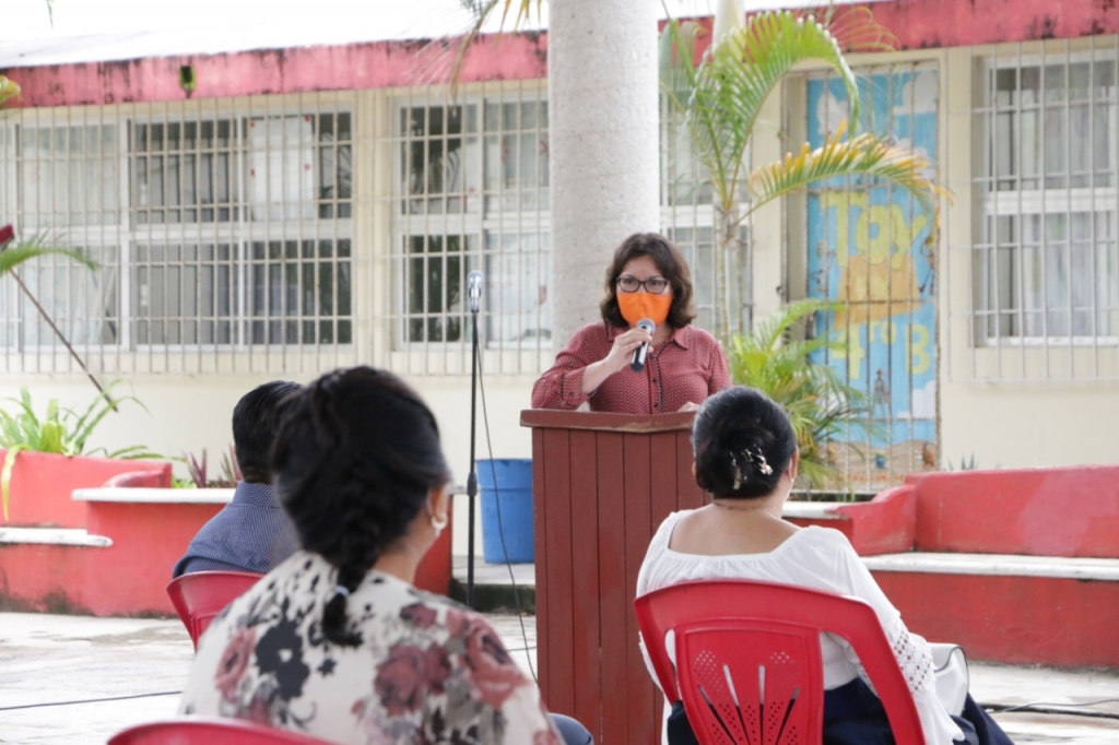 Entrega Estímulos Docentes Centla 7.jpg