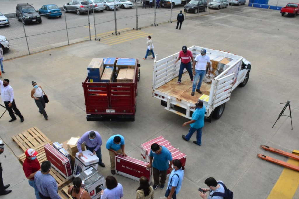 Entrega de bienes recuperados aseguradoras (3).jpeg