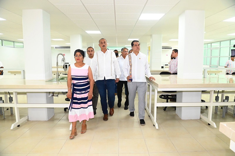 02-Inauguración de los Edificios UJAT (10).jpg