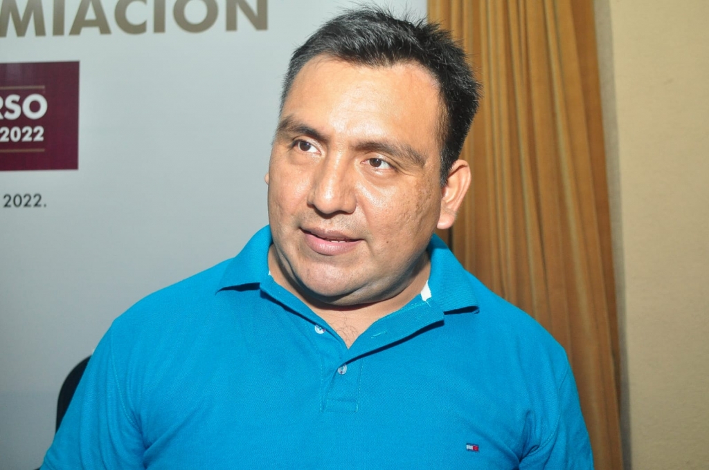Adrian%20Guzman.jpg