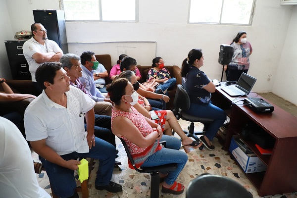 BOLETÍN 2079 UIE  El maltrato a los hombres, también existe; abordan tema en la UIE (1).jpg