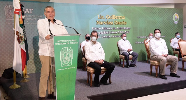 FOTO AALH ACUDE A INFORME DEL RECTOR UJAT (19).jpeg