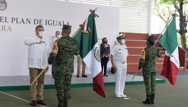 FOTO AALH DÍA DE LA BANDERA  (8).jpeg
