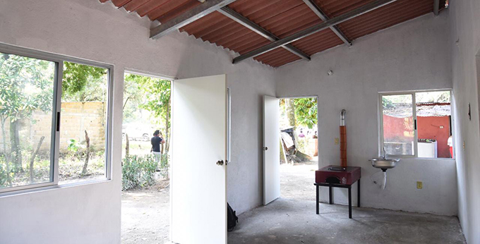 FOTO AALH ENTREGA DE VIVIENDA (13).jpeg