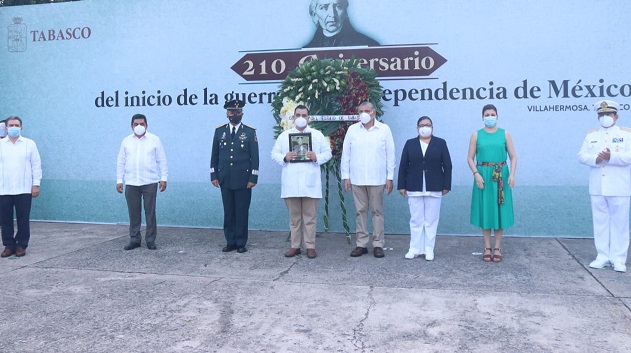 FOTO AALH-RECONOCIMIENTO A SALUD (12).jpeg
