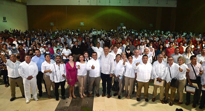 FOTO GOBERNADOR (5)_1.jpeg