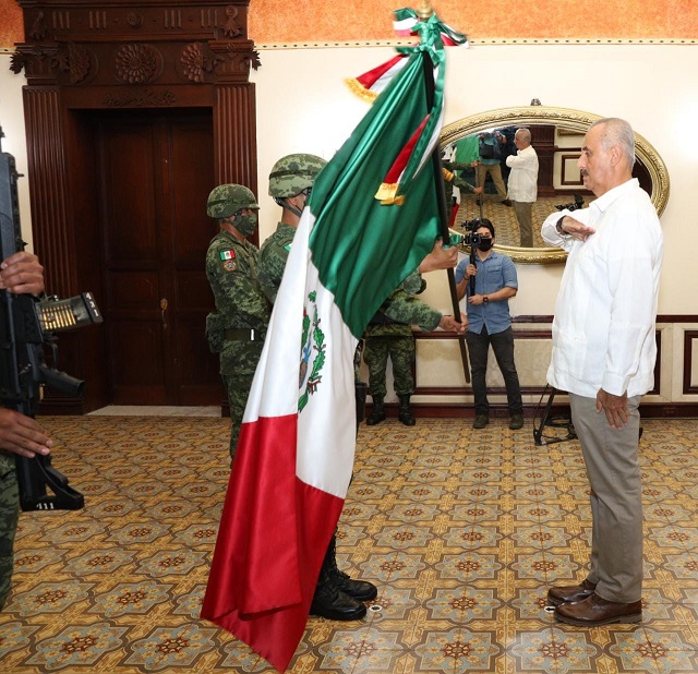 FOTO GOBERNADOR-GRITO DE INDEPENDENCIA (3).jpeg