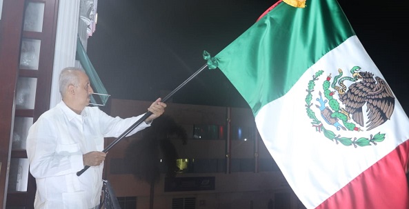 FOTO GOBERNADOR-GRITO DE INDEPENDENCIA (6).jpeg
