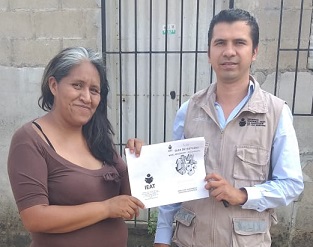 FOTO IEAT ENTREGA DE GUÍAS (2).jpeg