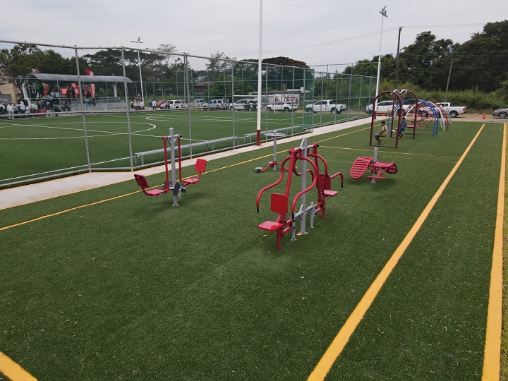 FOTO INAUGURACIÓN DE PARQUES Y CANCHA DEPORTIVA EN CÁRDENAS (17).jpeg