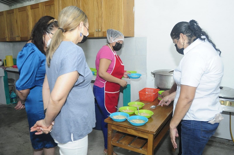Foto DIF Desayunos escolares (7).jpeg