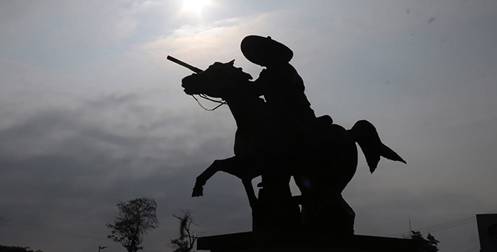 HOMENAJE%202_0.jpg